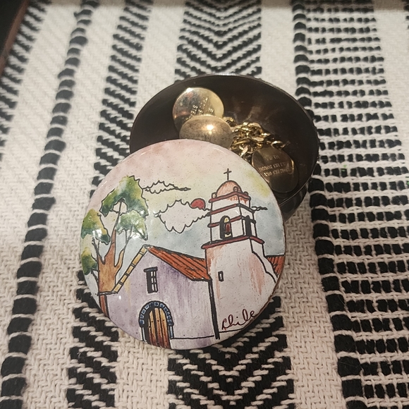 Beautiful Enamel Glossy Church Scenery Copper Trinket Jewelry Box with Lid - Picture 2 of 6